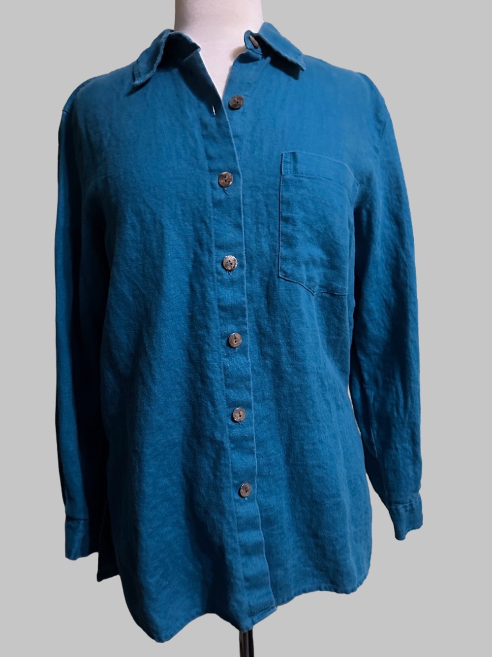 ✨ Vintage Chico's Design 100% Linen Button Down Blouse M ✨